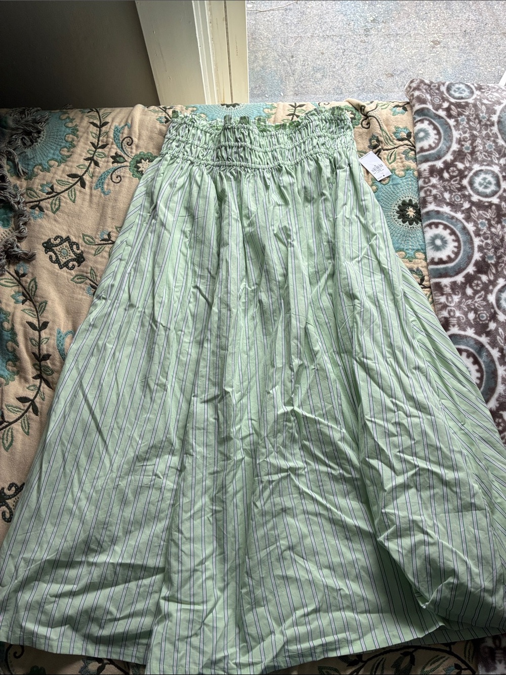 Old Navy Light Green Striped Smocked-Waist Maxi Skirt